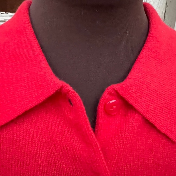 Red Women's Cashmere Cardigan Sweater - Picture 10 of 10